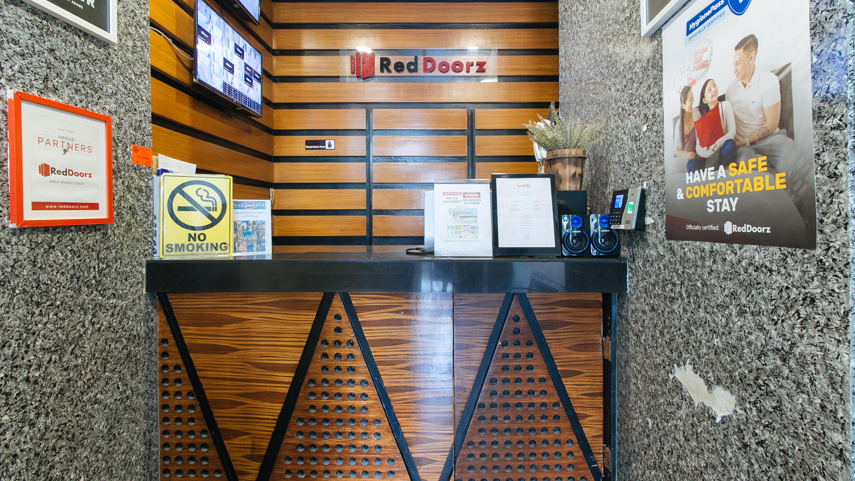 Reddoorz Near Quiapo Church Μανίλα Εξωτερικό φωτογραφία